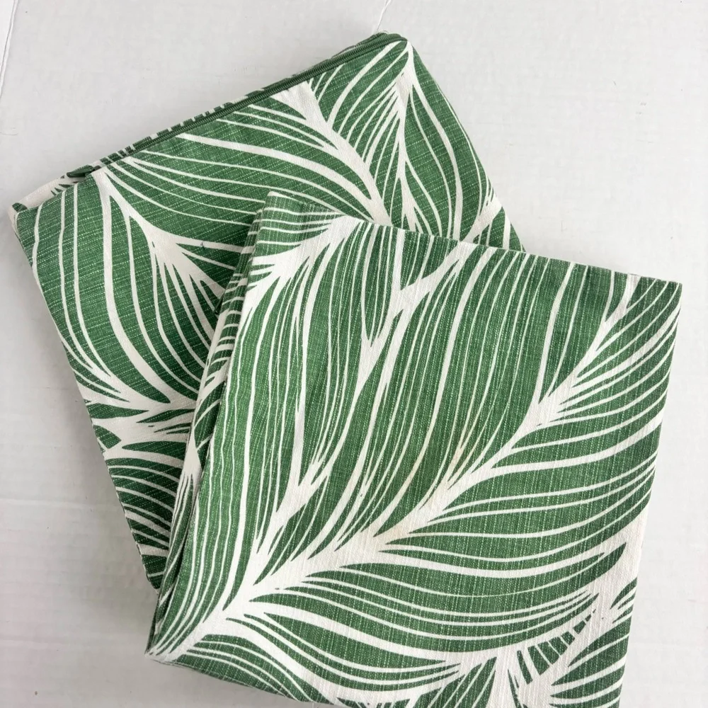 Pair(2)of palm leaf design pillow covers-green & white